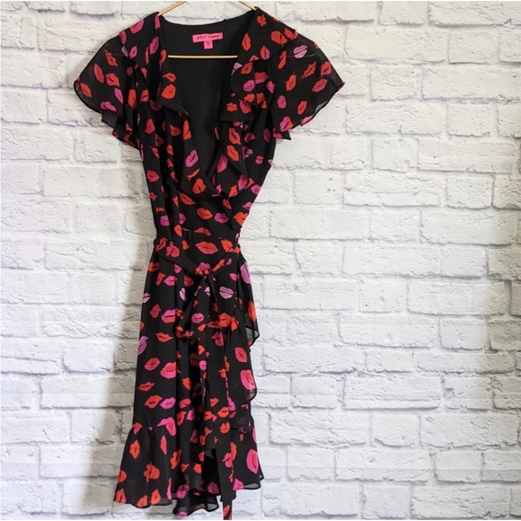 Betsey Johnson Red Kiss 💋 Dress Valentine's Day Lips Mouth Heart Print - Picture 6 of 16